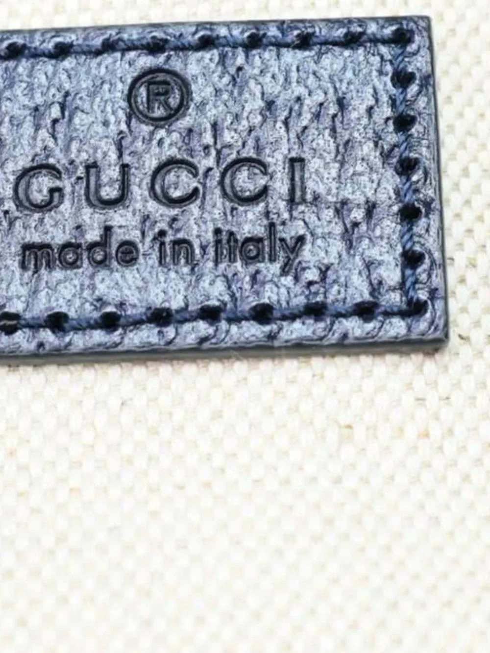 Gucci elegant blue